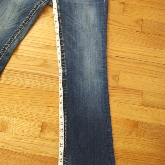 Jeans - Picture 10 of 13